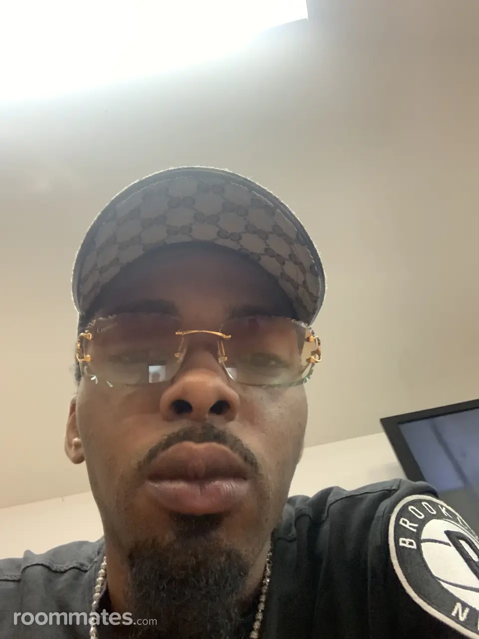 Profile photo 1 of 1