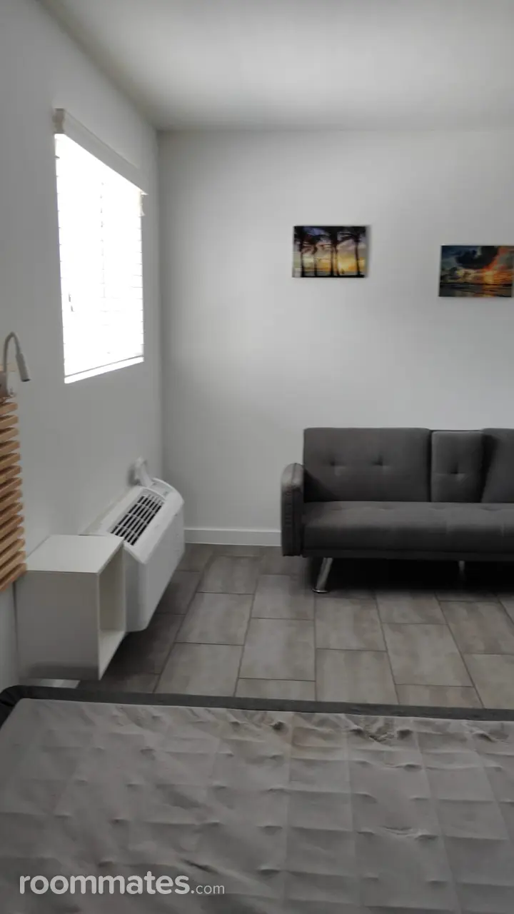 Profile photo 1 of 13