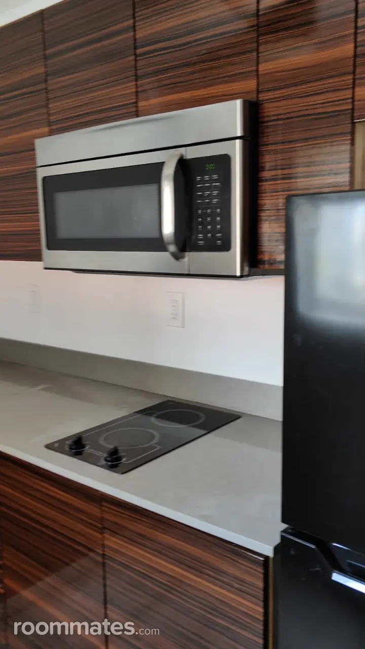 Profile photo 2 of 13