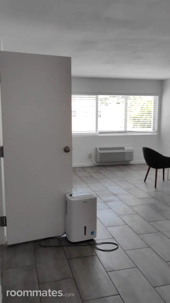 Profile photo 5 of 13