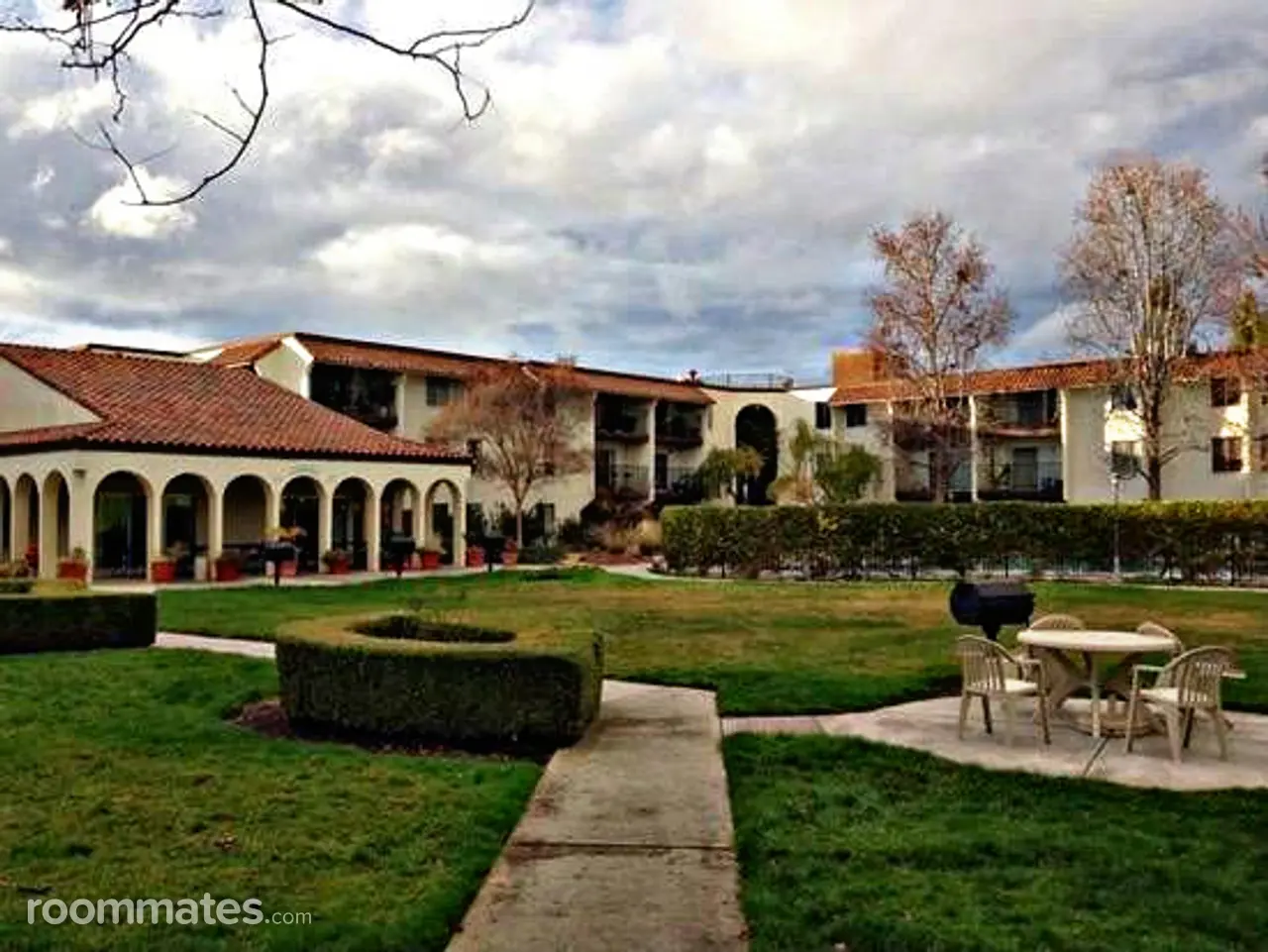 Profile photo 11 of 11