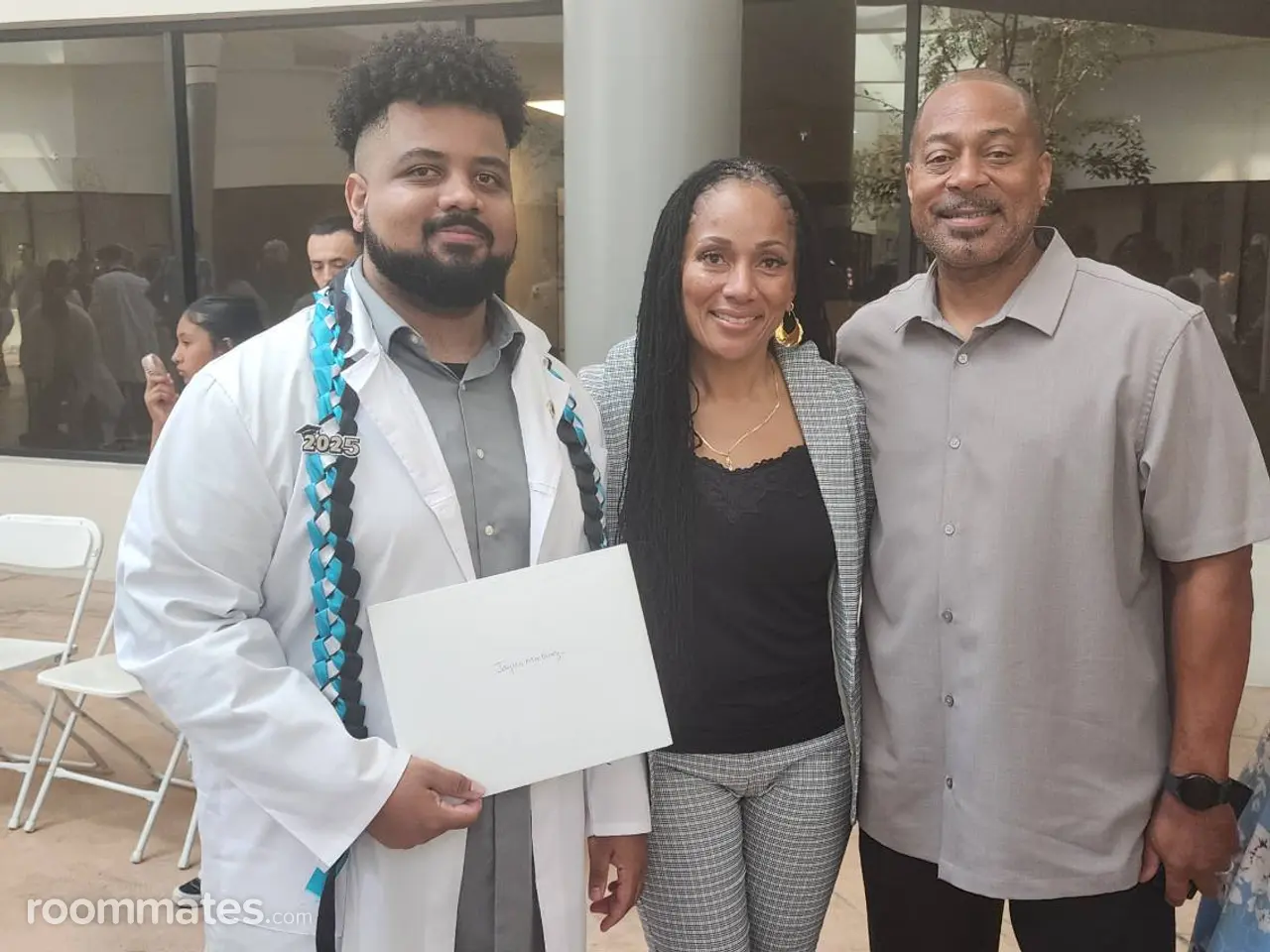 Profile photo 1 of 6