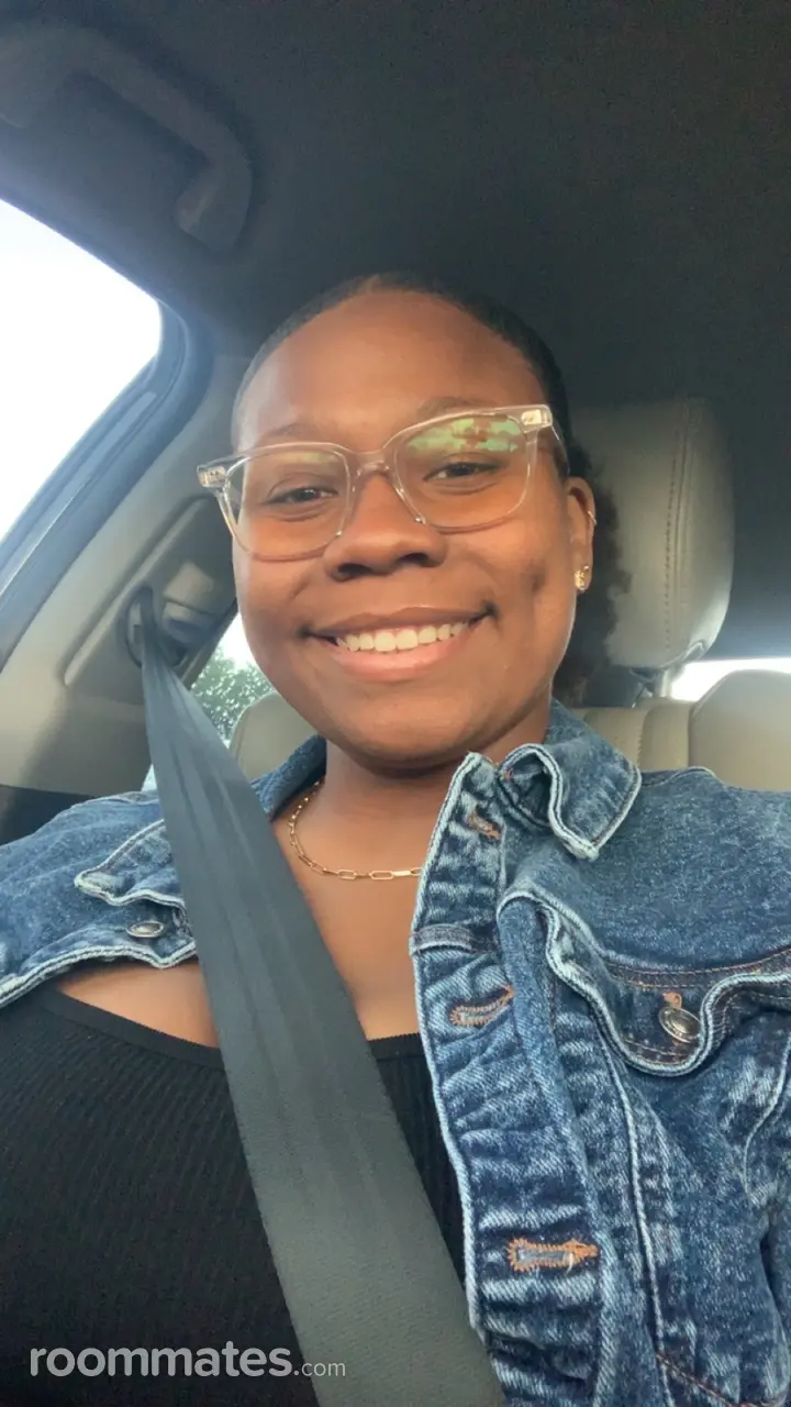 Profile photo 5 of 5