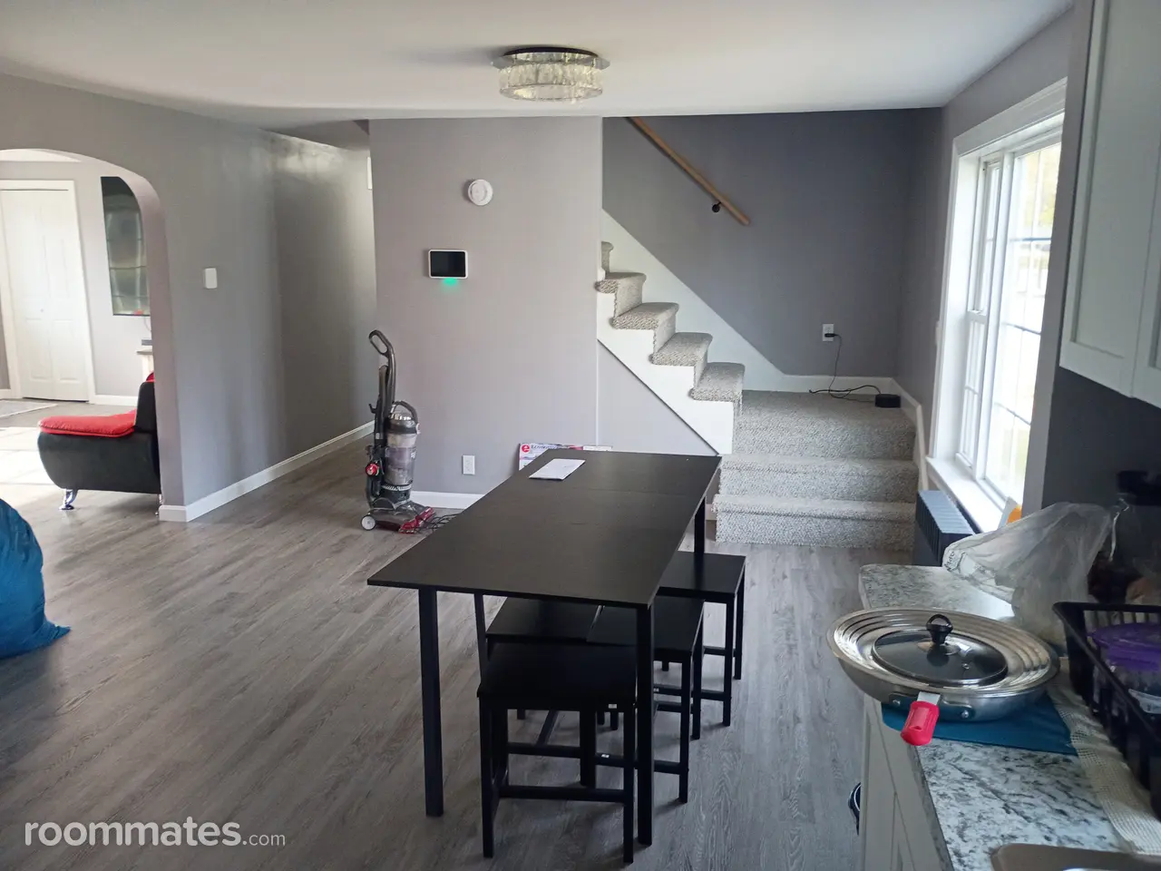 Profile photo 7 of 10