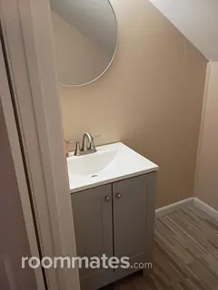 Room for rent in Bellingham, MA $850, house