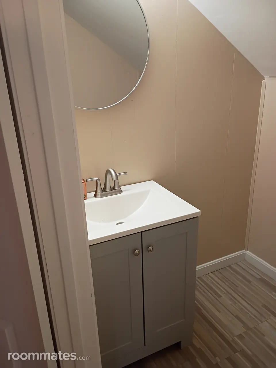 Profile photo 5 of 10