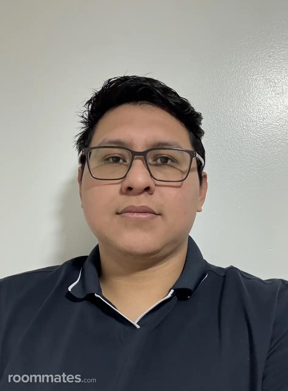 Profile photo 11 of 11