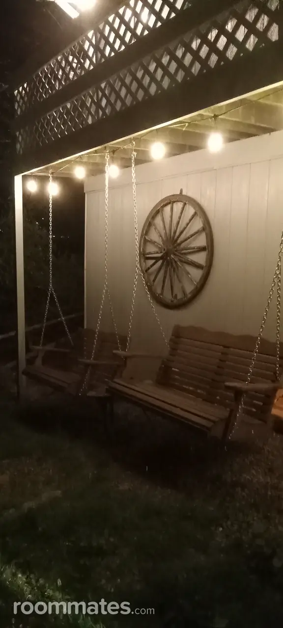 Profile photo 6 of 11