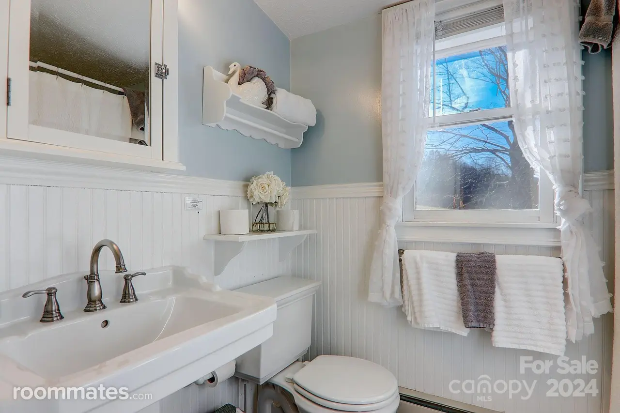 Profile photo 2 of 11