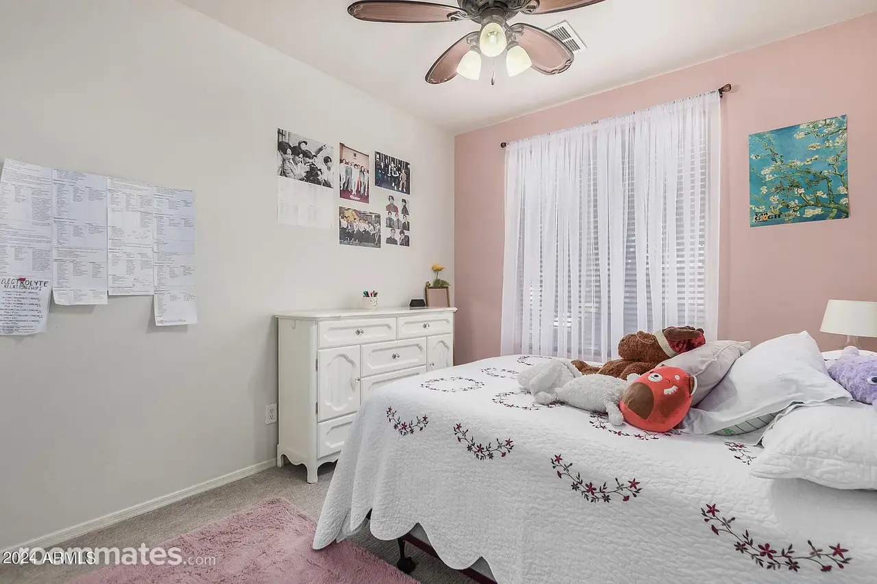 Profile photo 2 of 4