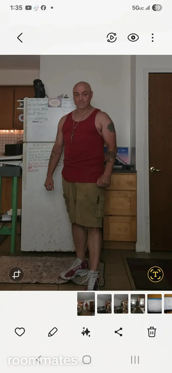 Profile photo 3 of 4