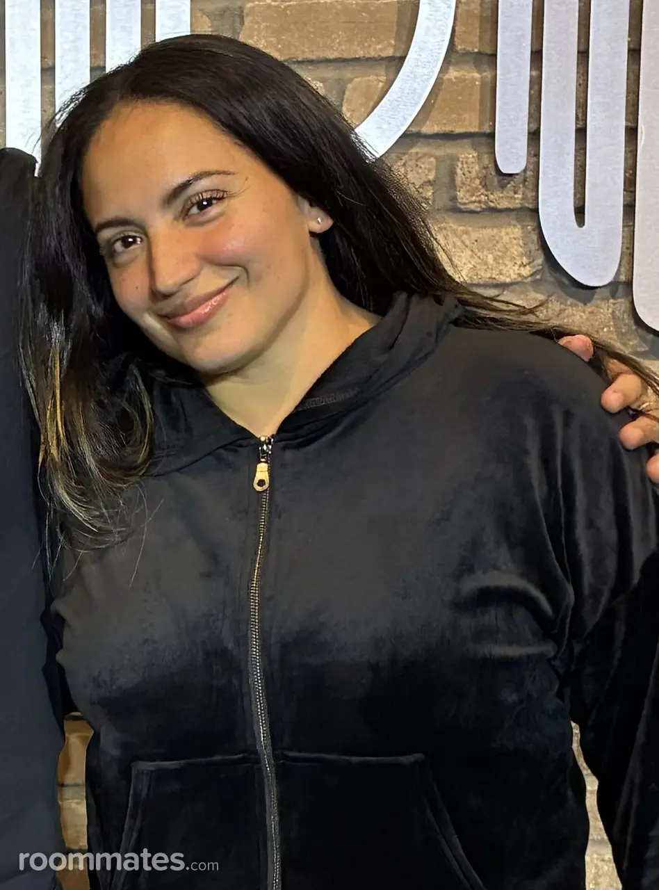 Profile photo 1 of 1