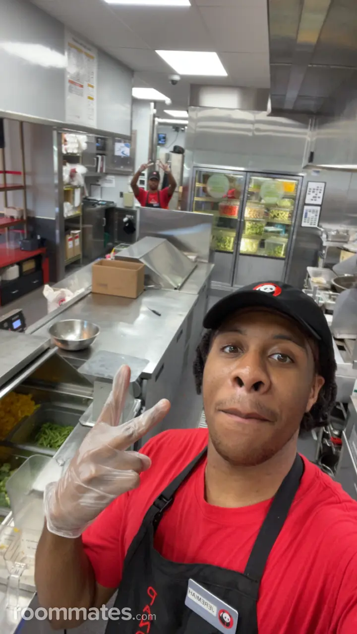 Profile photo 1 of 1