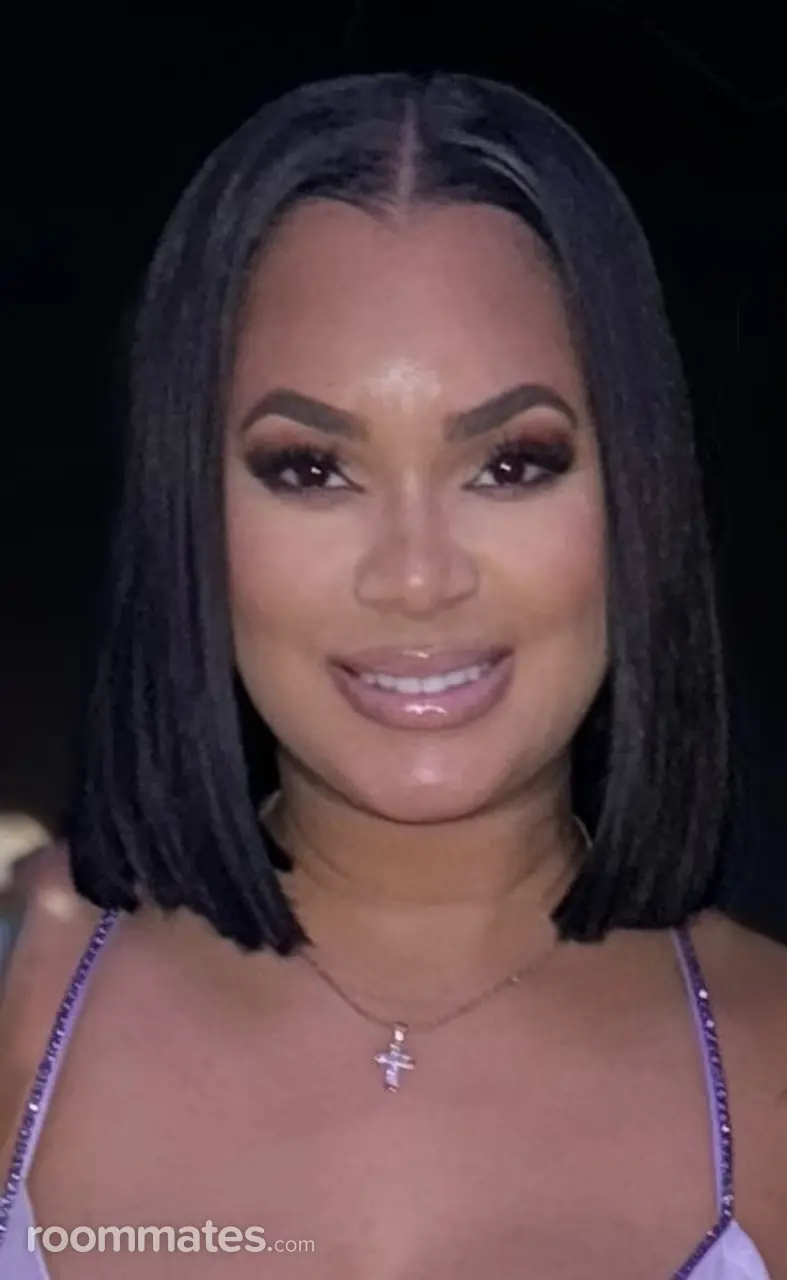 Profile photo 4 of 4