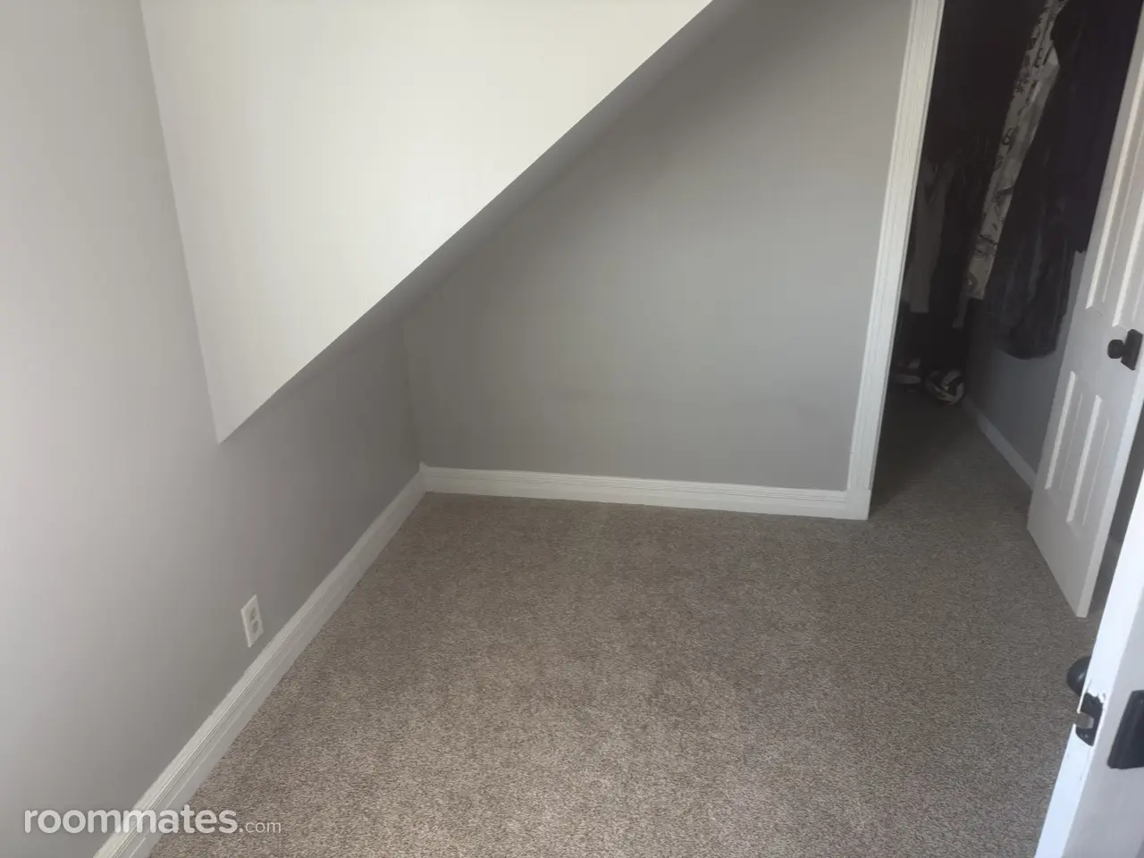 Profile photo 1 of 5