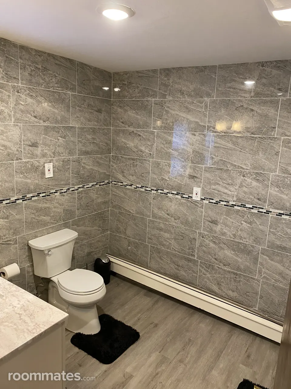 Profile photo 7 of 11