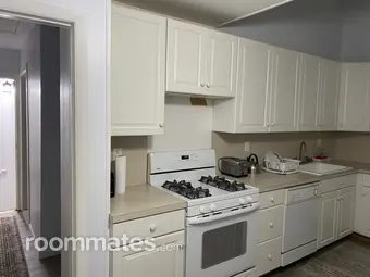 Room for rent in Valhalla, NY $1300, house