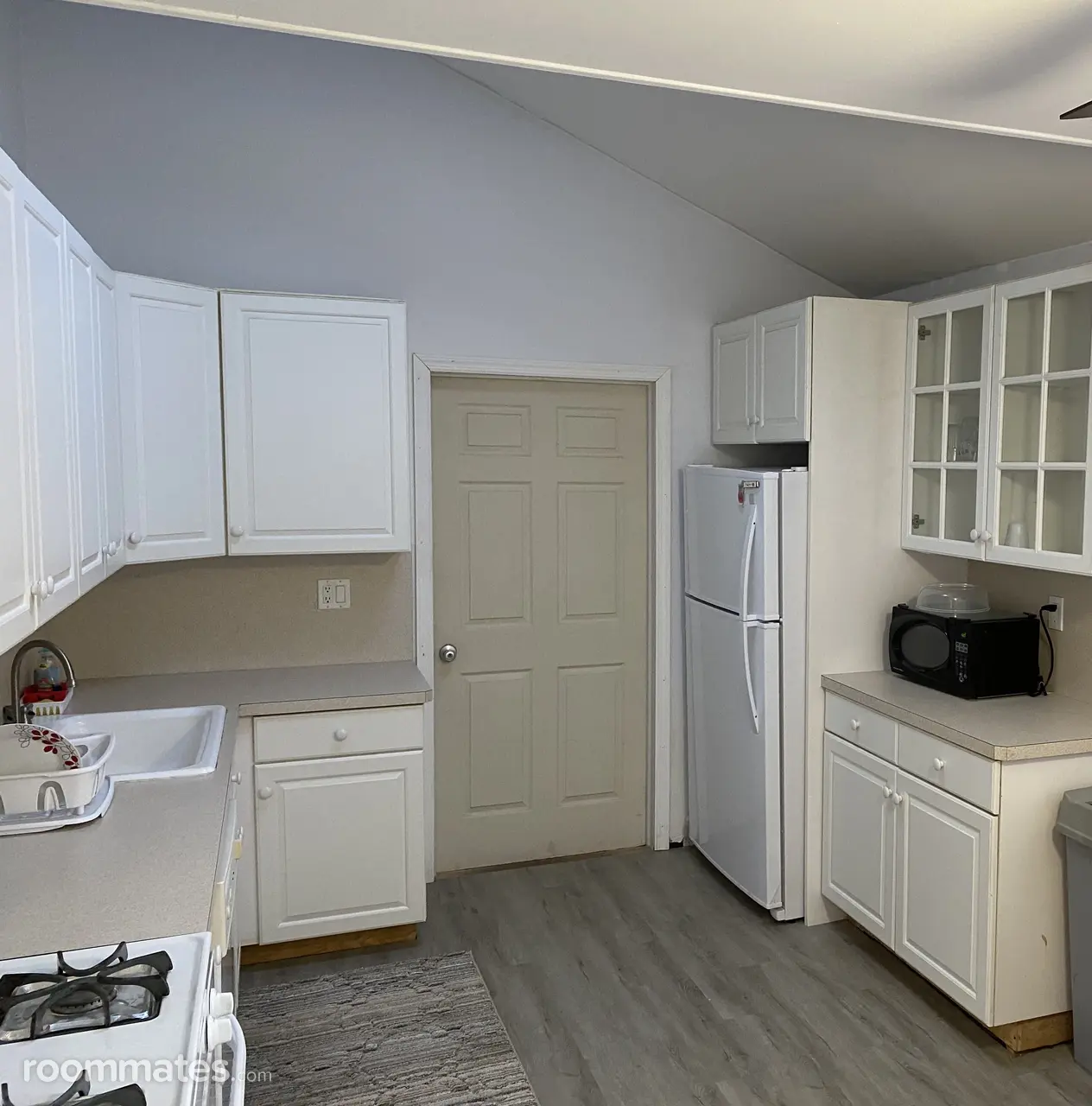 Profile photo 11 of 11