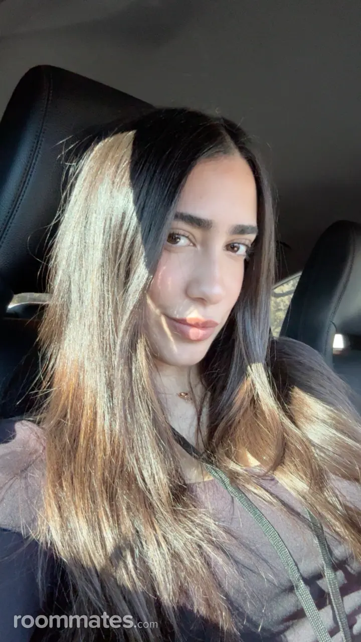 Profile photo 1 of 1