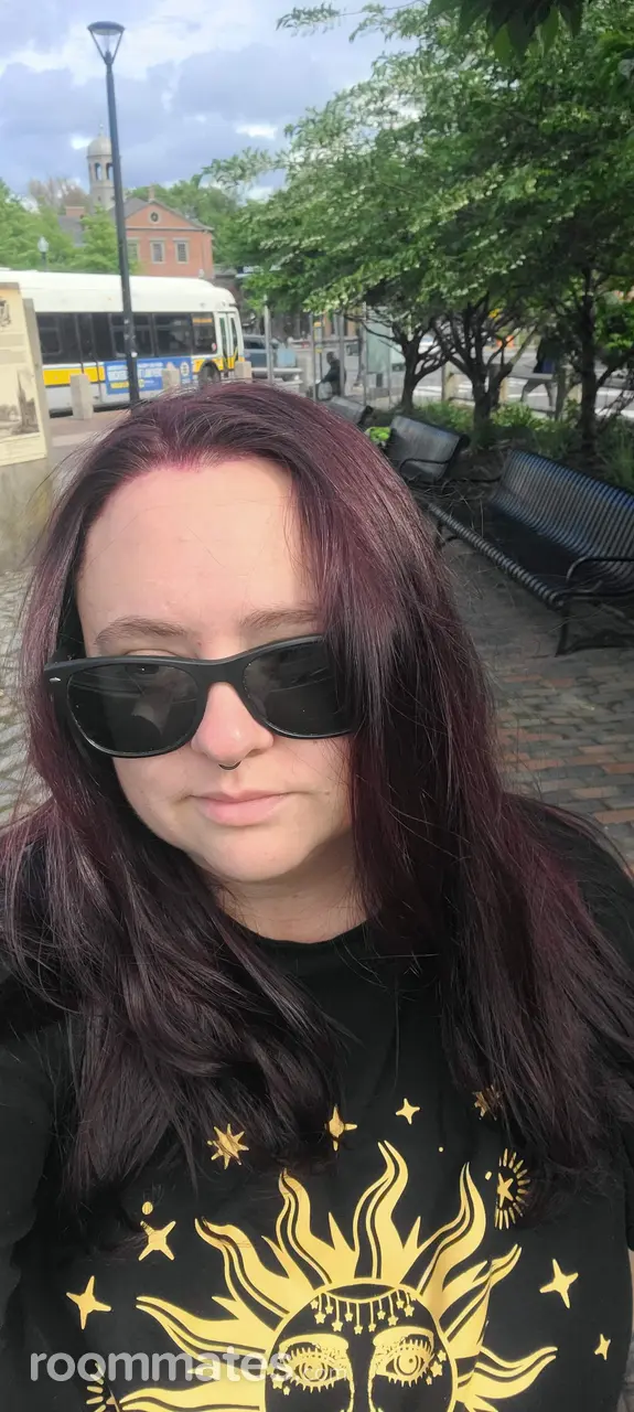 Profile photo 7 of 13