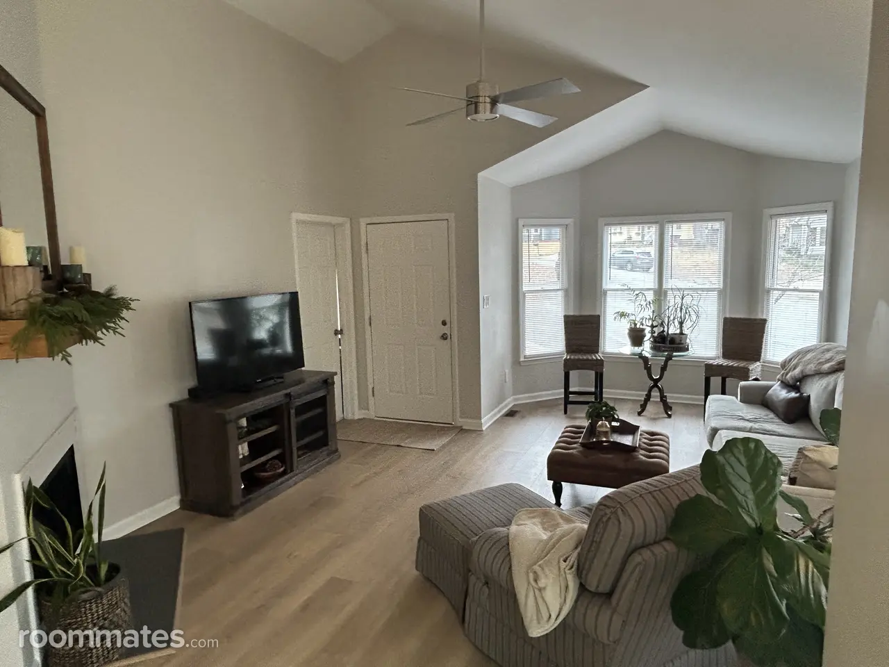 Profile photo 7 of 9