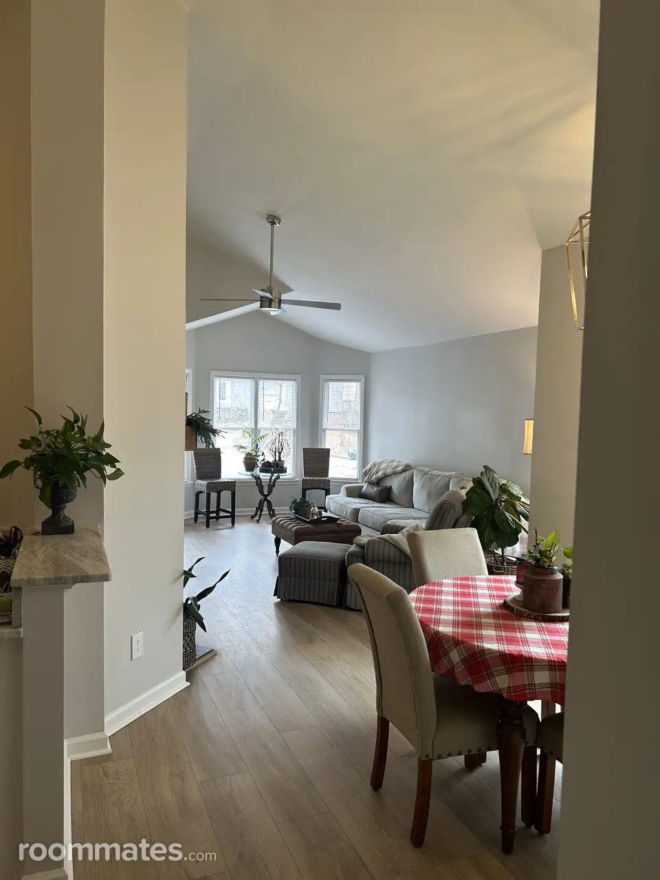 Profile photo 3 of 9