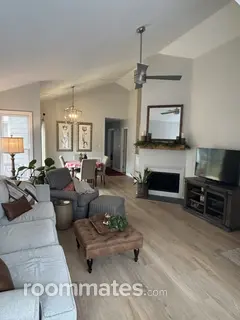 Room for rent in Greensboro, NC $1000, house