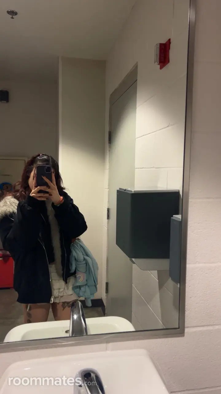 Profile photo 5 of 5