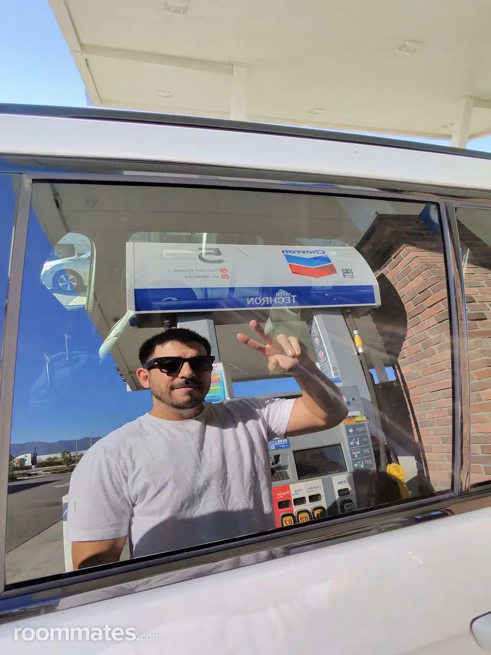 Profile photo 8 of 8