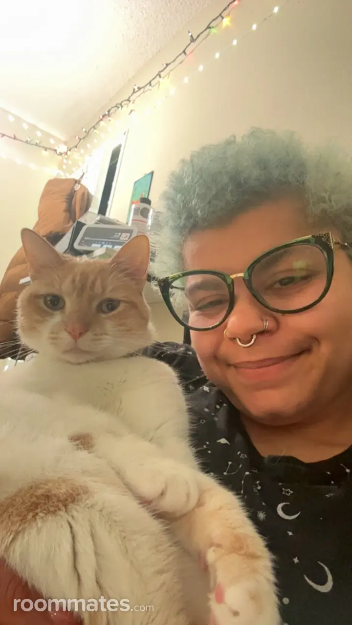 Profile photo 1 of 1