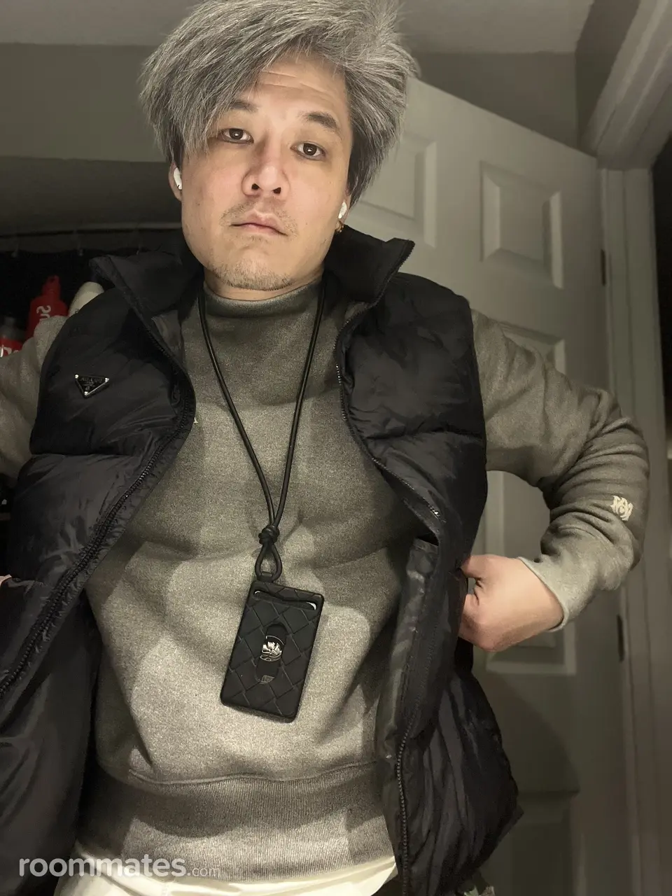 Profile photo 3 of 4