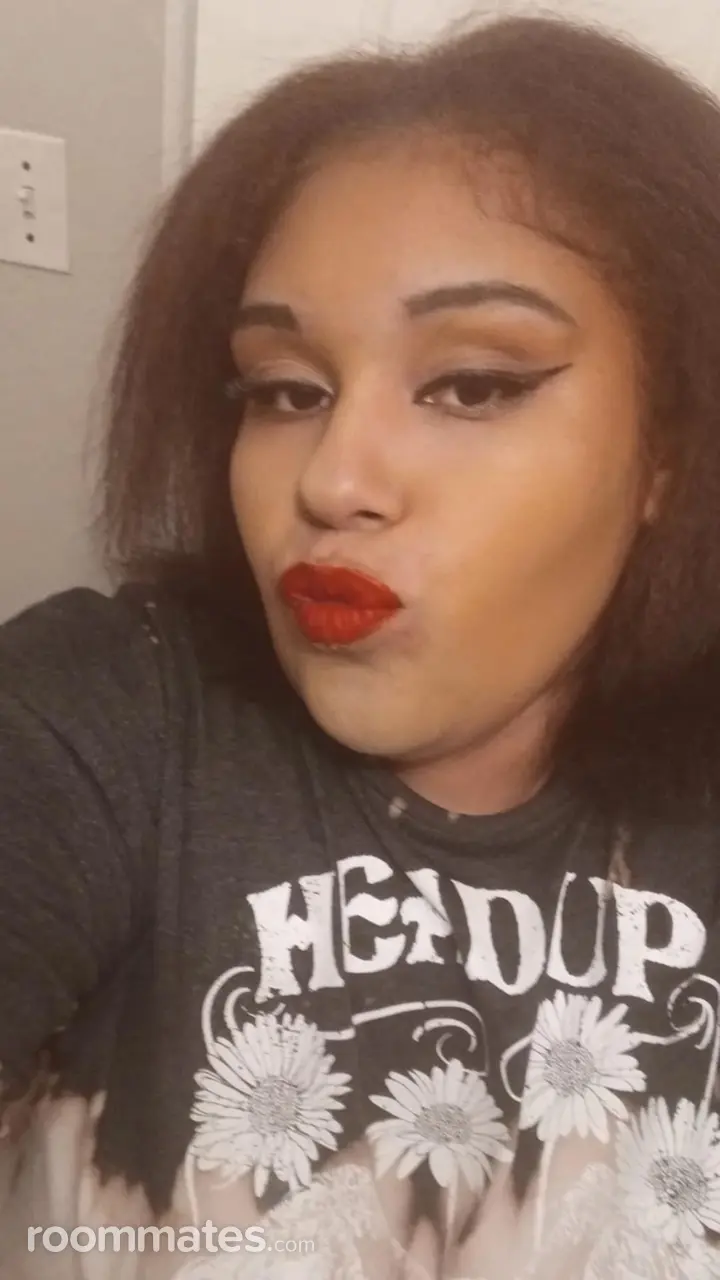 Profile photo 1 of 1