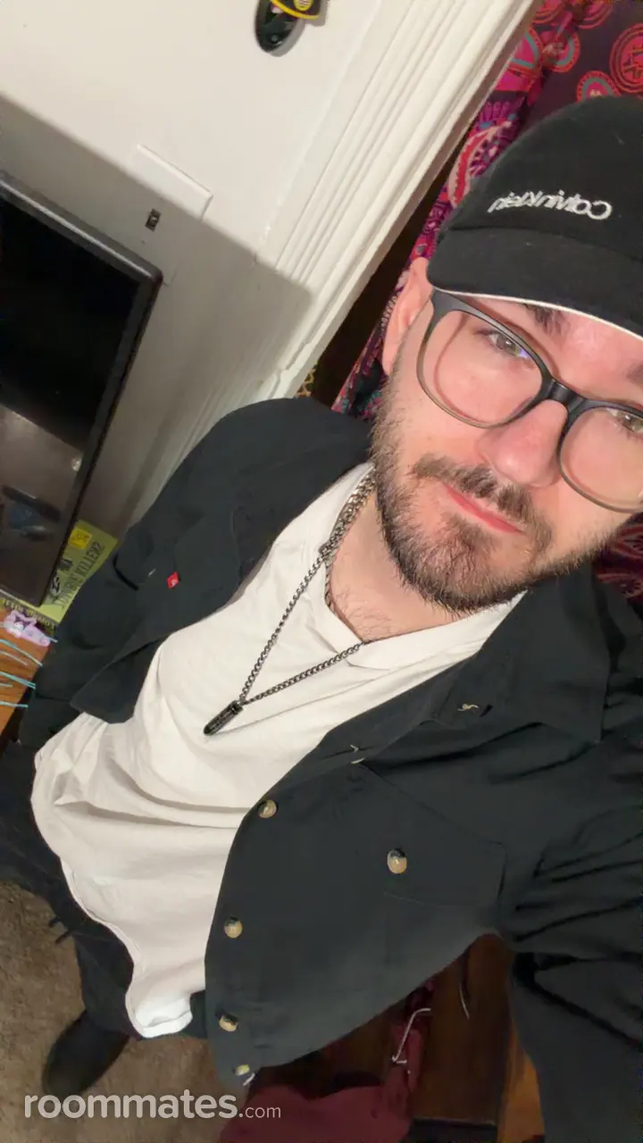 Profile photo 1 of 1