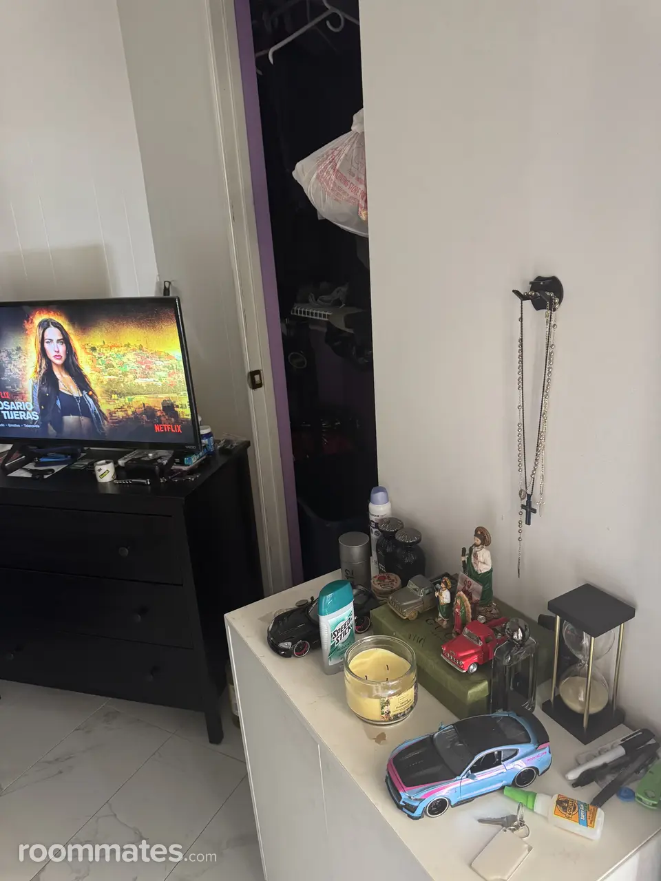 Profile photo 3 of 10