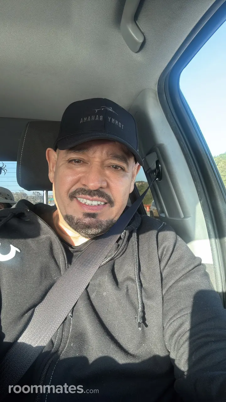 Profile photo 8 of 10