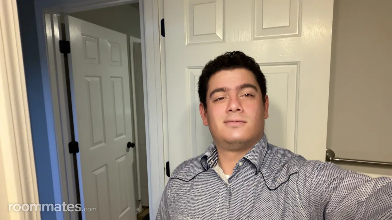 Profile photo 6 of 8