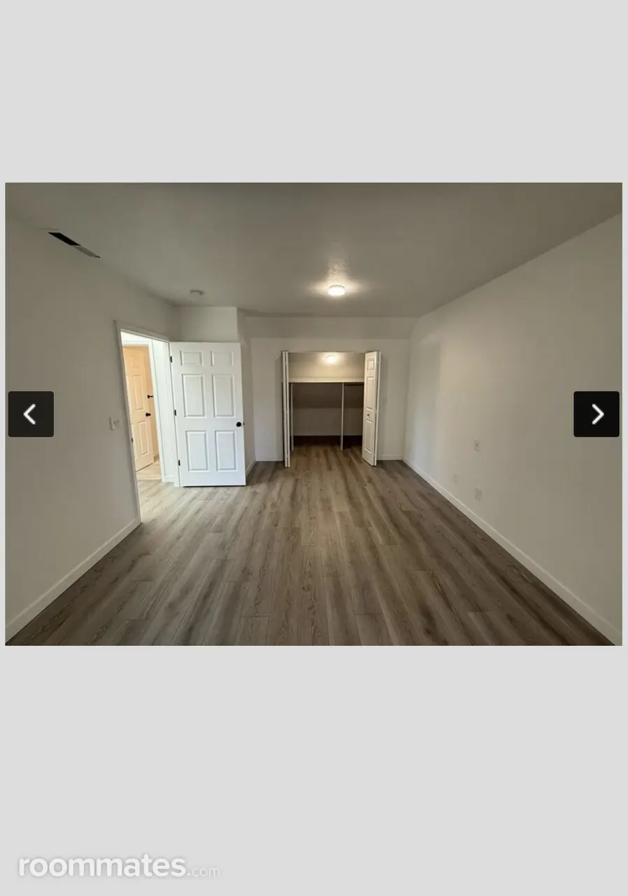 Profile photo 1 of 9