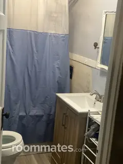 Room for rent in Saginaw, MI $600, house