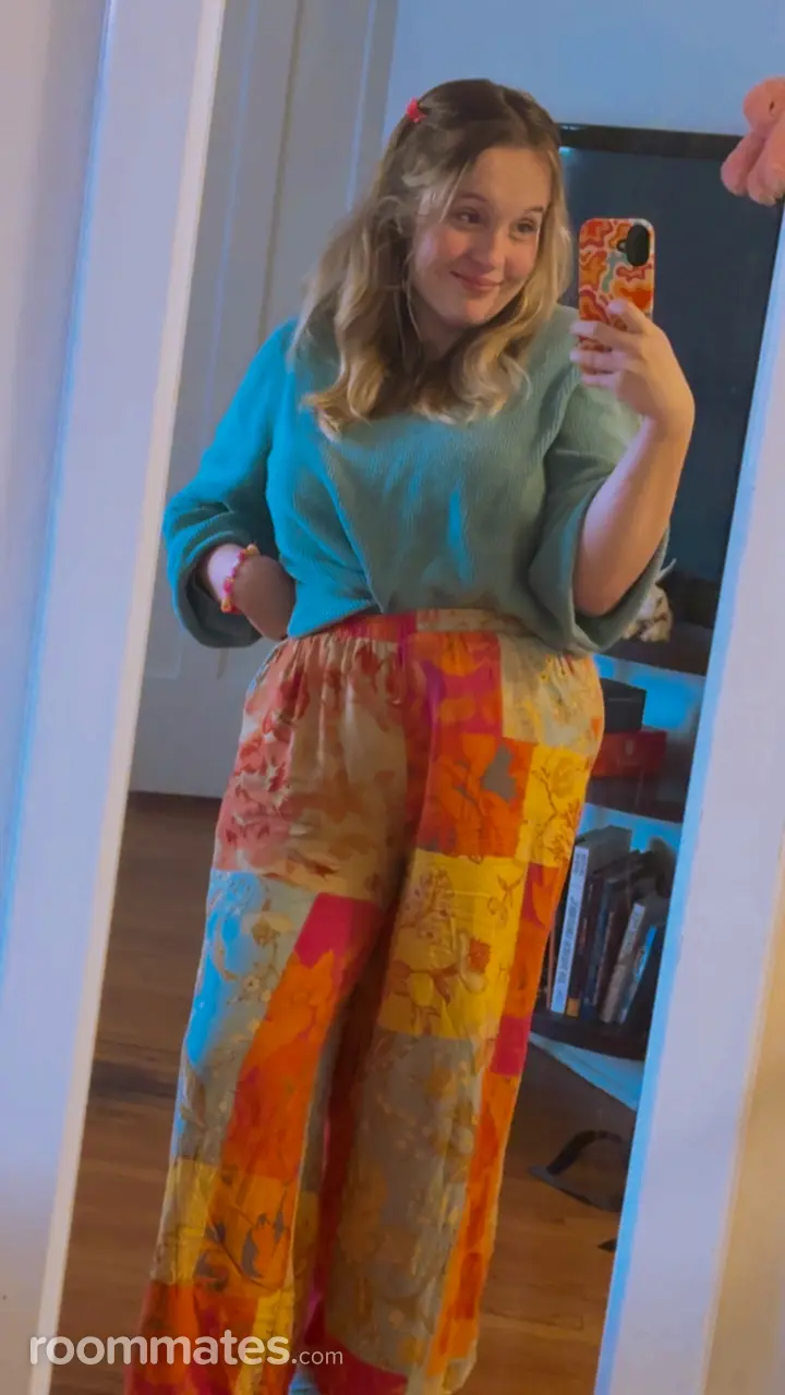 Profile photo 3 of 7