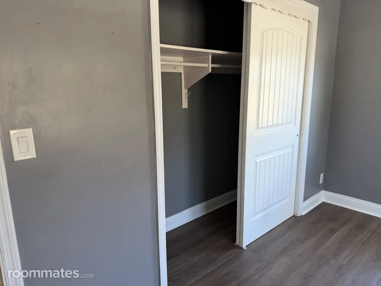 Profile photo 1 of 9