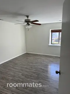 Room for rent in Marlton, NJ $1400, condo