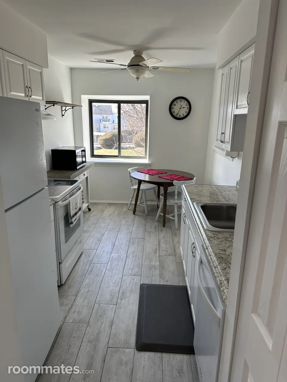 Profile photo 3 of 12