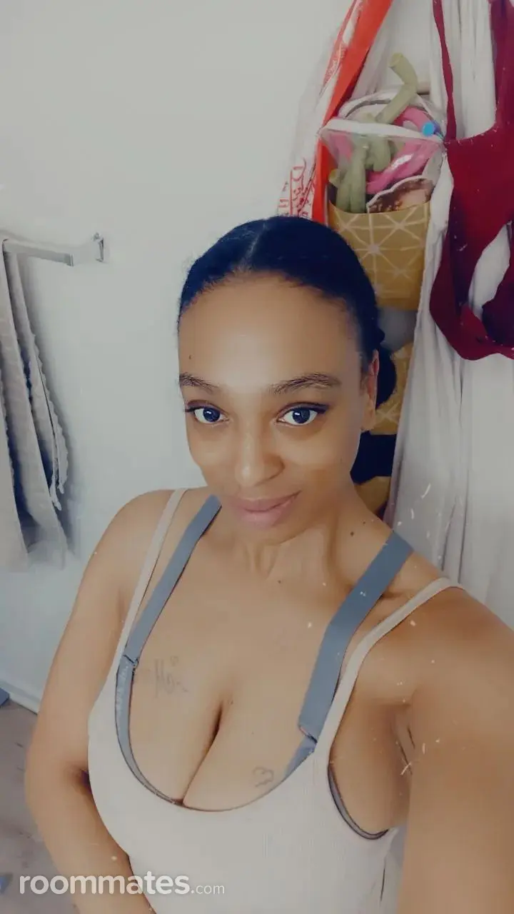 Profile photo 1 of 1