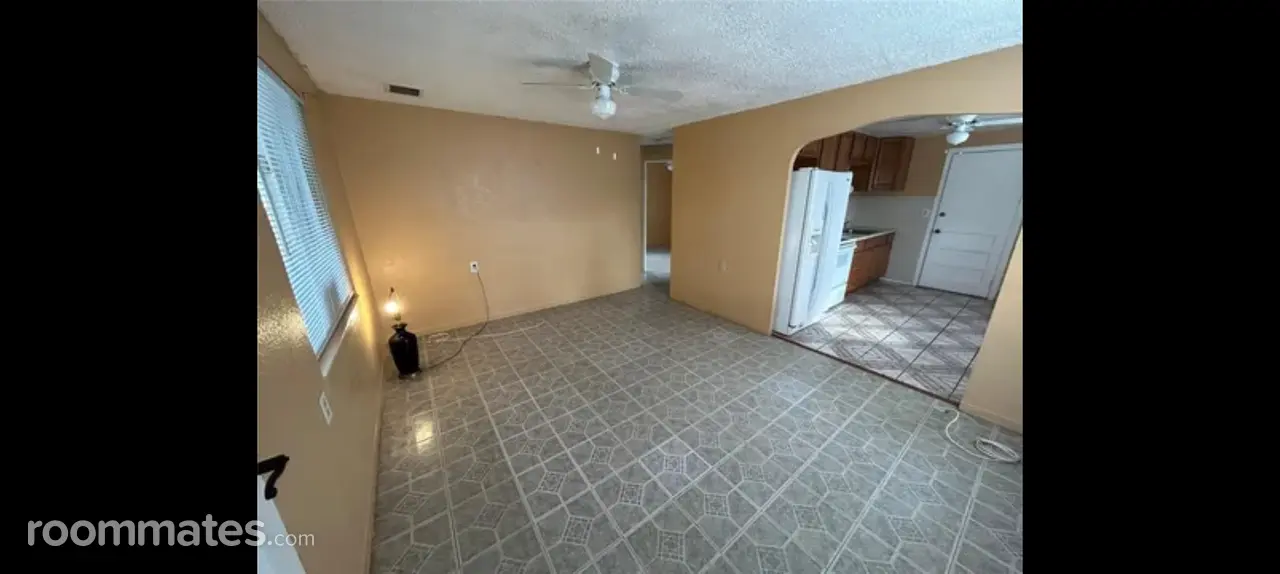 Profile photo 4 of 12