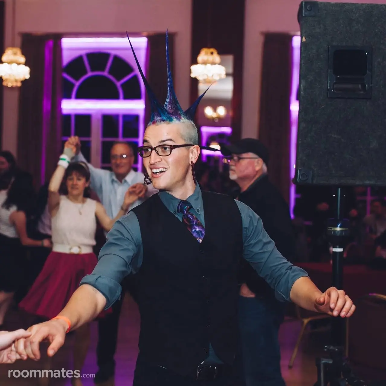 Profile photo 11 of 12