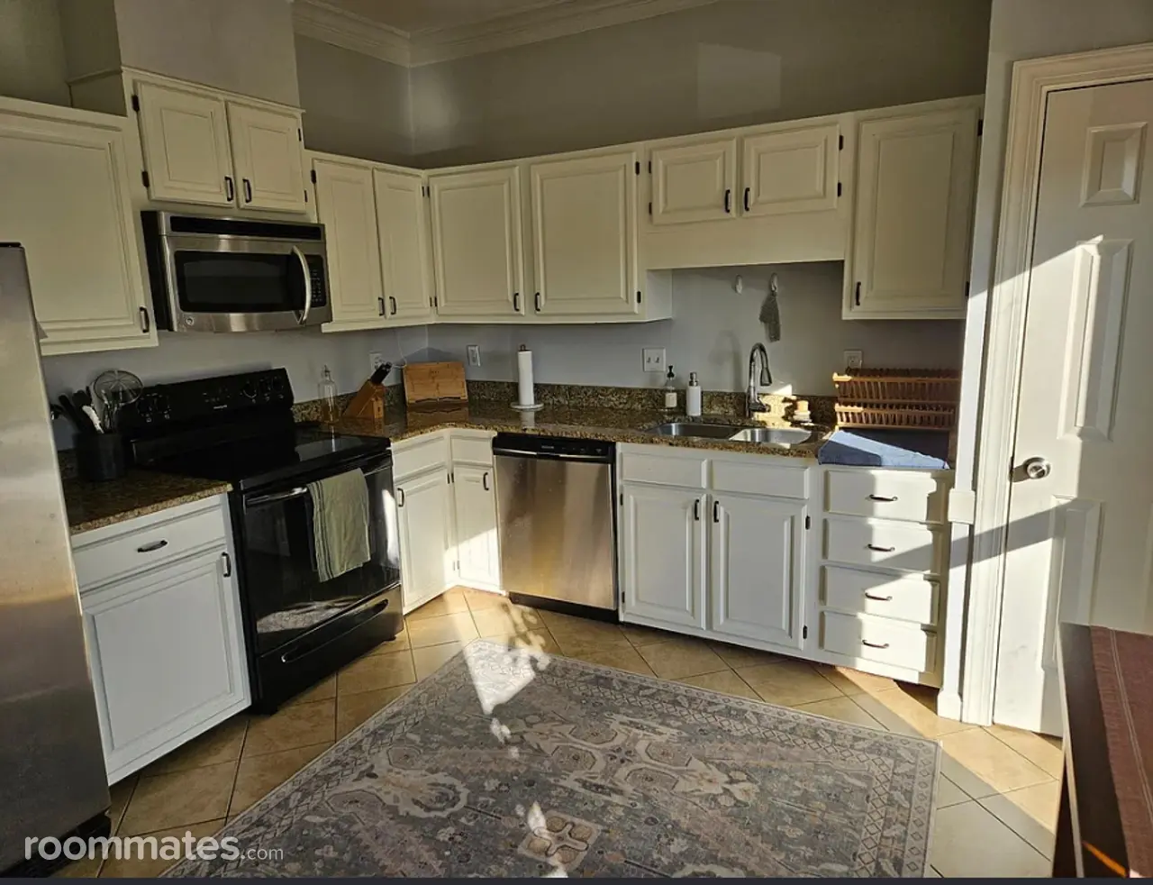 Profile photo 3 of 11