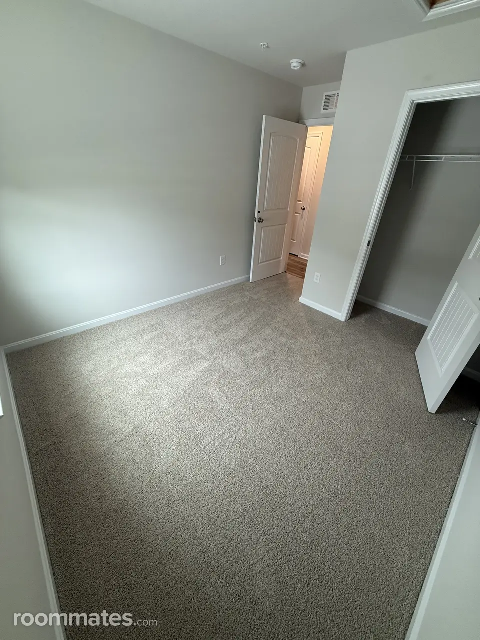 Profile photo 9 of 11