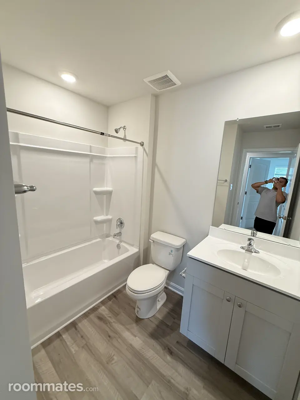 Profile photo 1 of 11