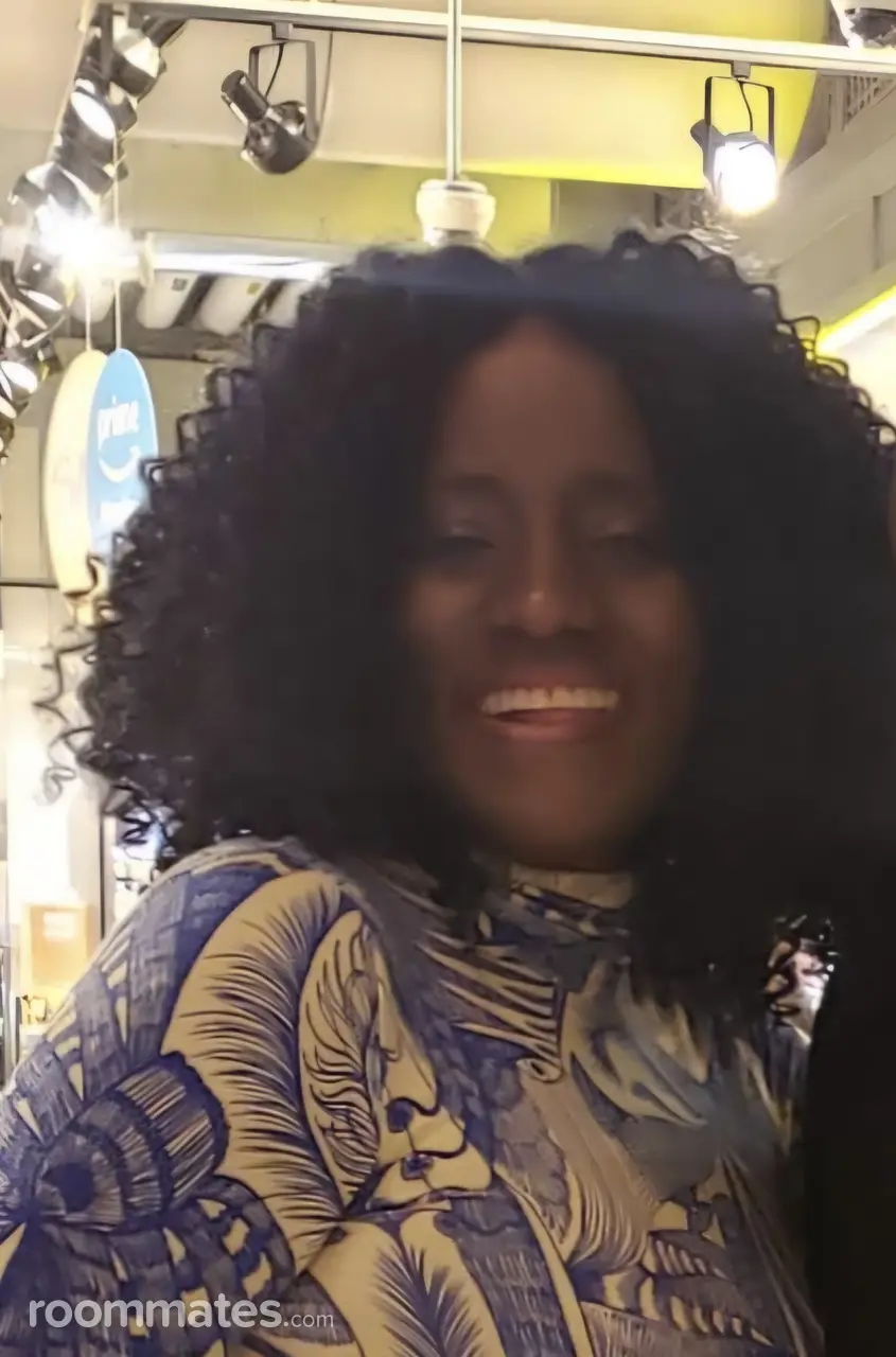 Profile photo 6 of 6