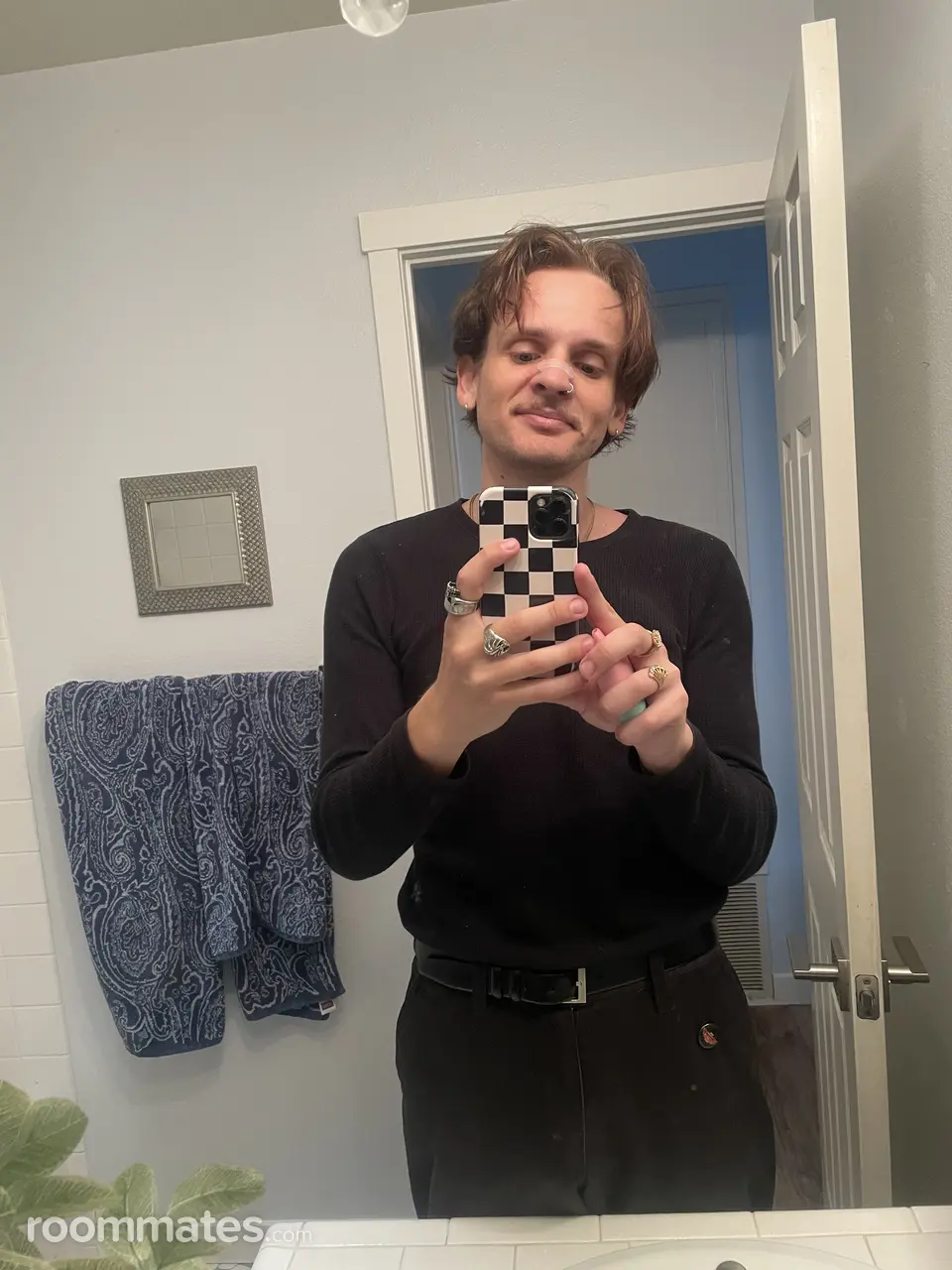 Profile photo 1 of 1